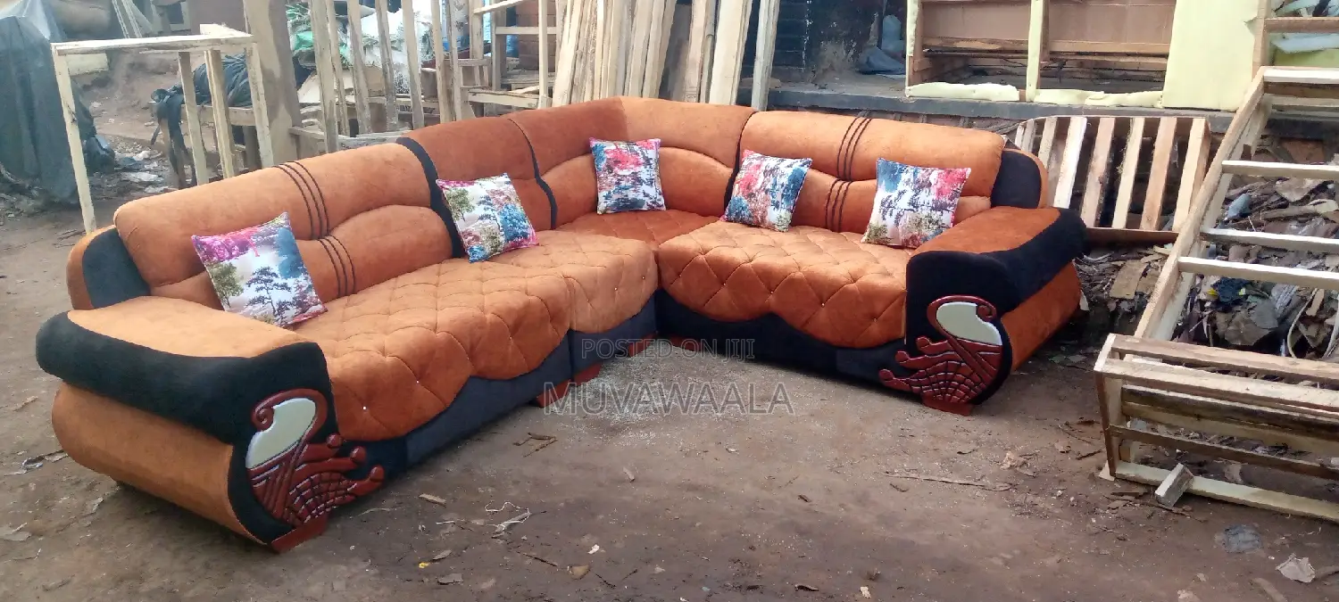 Bitama L Sofa Set
