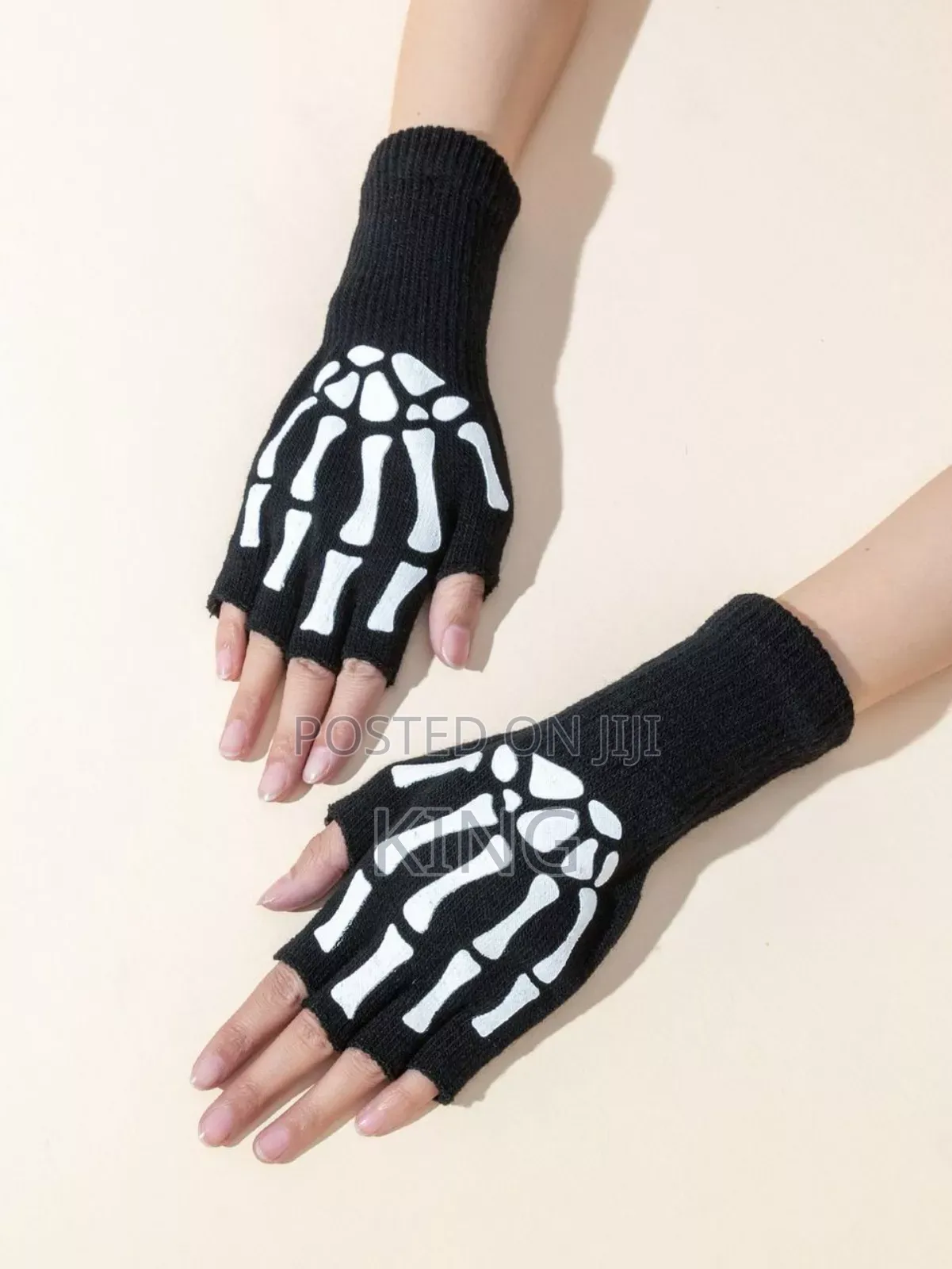 Simple Skeleton Design Gloves