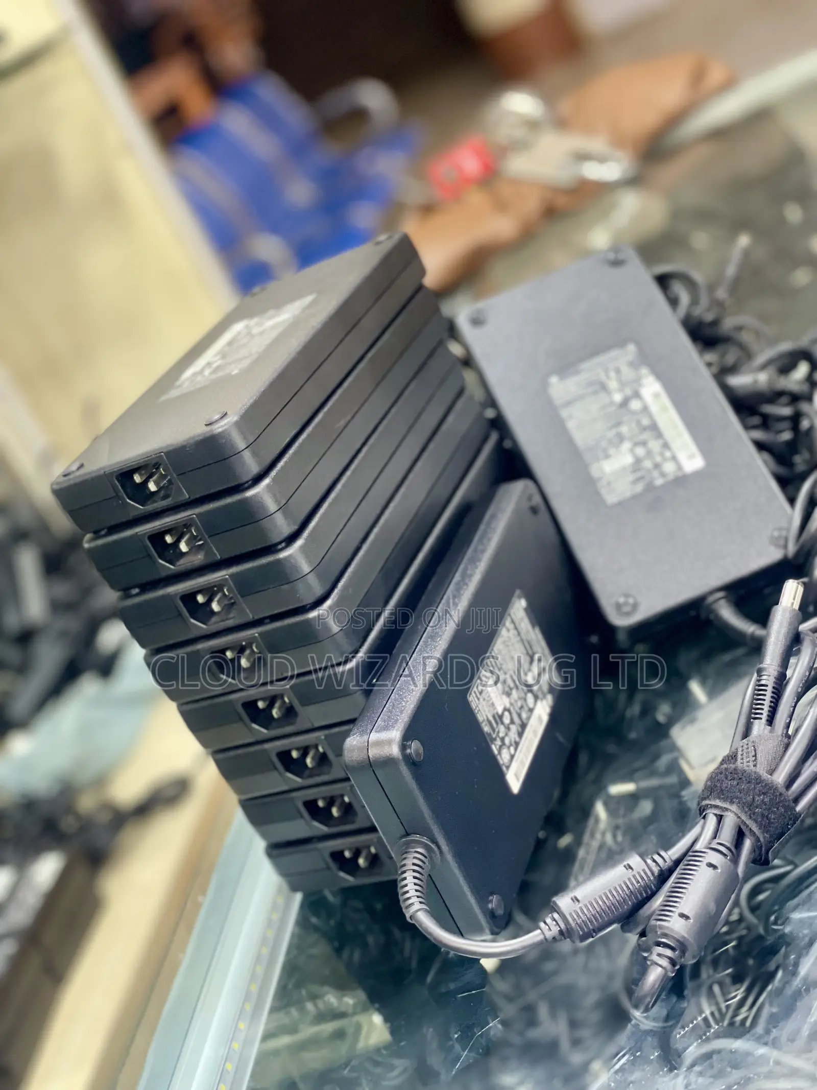 Ho 230 W Charger