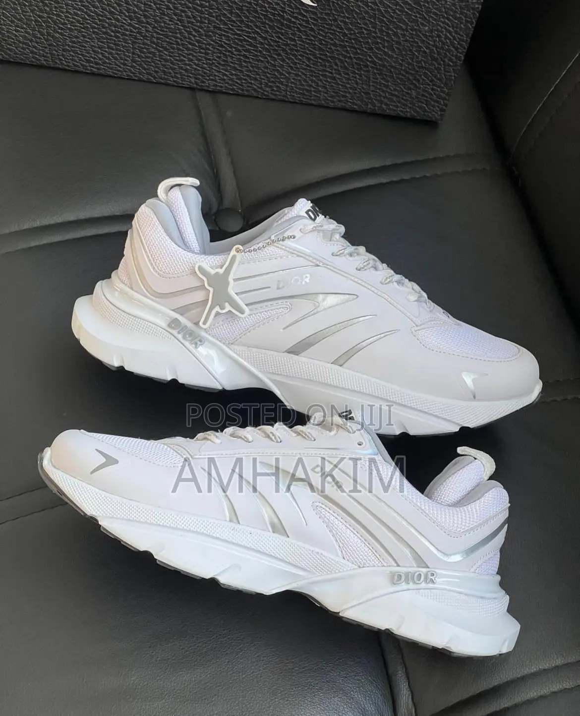 New Men's Classic Dior B32 Sneakers in Stock