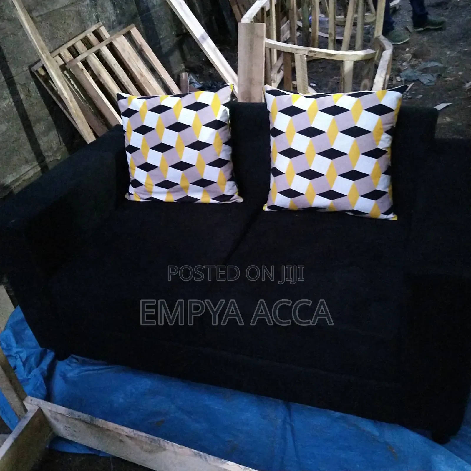 Sofa Two Made