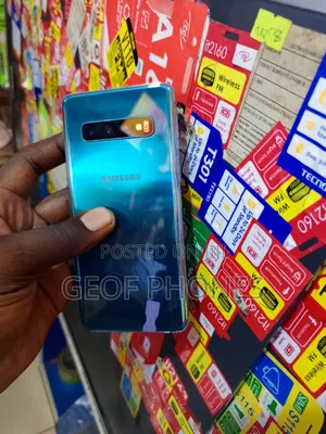 New Samsung Galaxy S10 128 GB Green