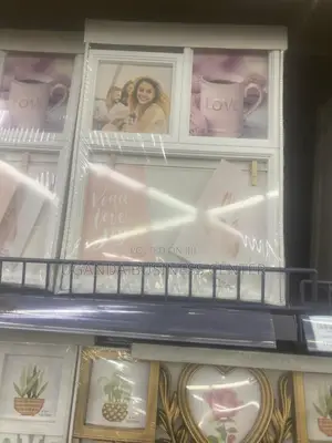 Photo - Photo Frame