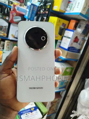 Tecno Spark 30C 128 GB White