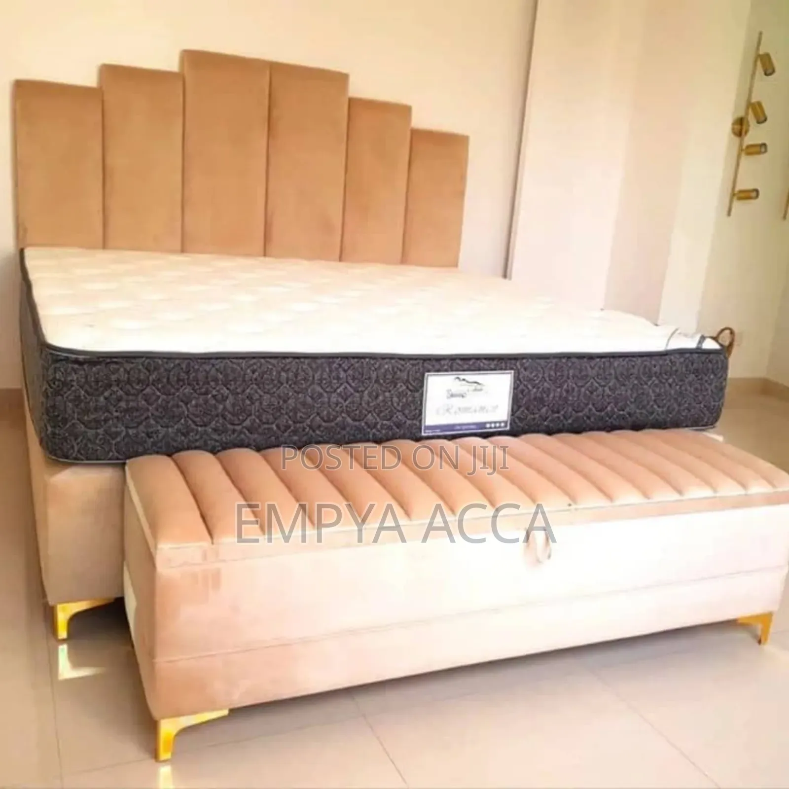 Madara Sofa Cream