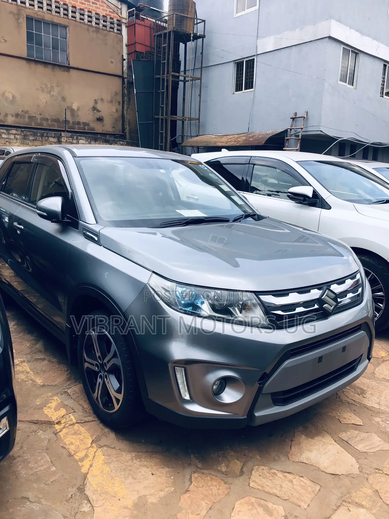 Suzuki Escudo 2016 Gray