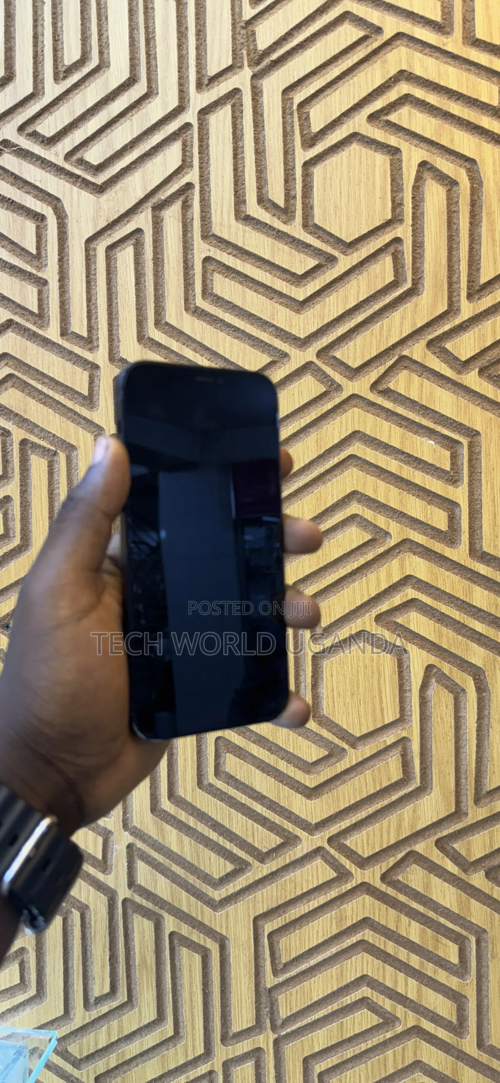 Apple iPhone 12 64 GB Black