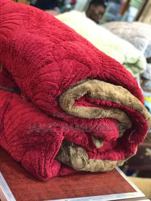 2 Sided Maroon and Brown Tuffed Duvet Available