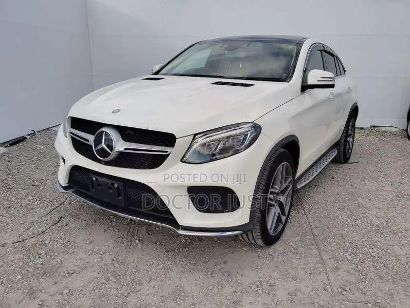 Mercedes-Benz GLE-Class GLE 350d 4MATIC 2017 Pearl