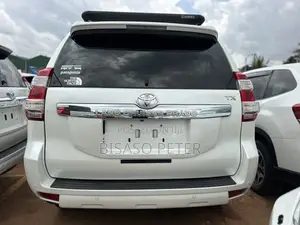 Toyota Land Cruiser Prado 2.8 D-4D 2016 White