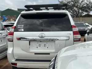 Toyota Land Cruiser Prado 2.8 D-4D 2016 White