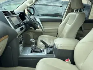 Toyota Land Cruiser Prado 2.8 2019 White