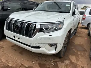 Toyota Land Cruiser Prado 2.8 2019 White
