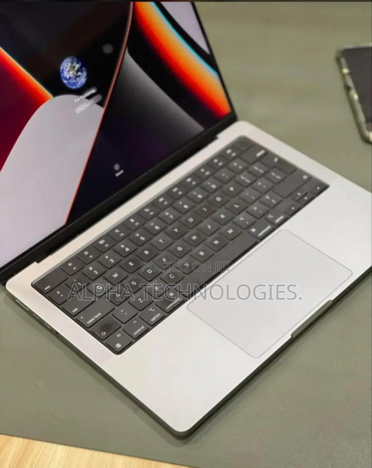 Laptop Apple MacBook Pro 2022 M2 16GB Apple M2 SSD 512GB