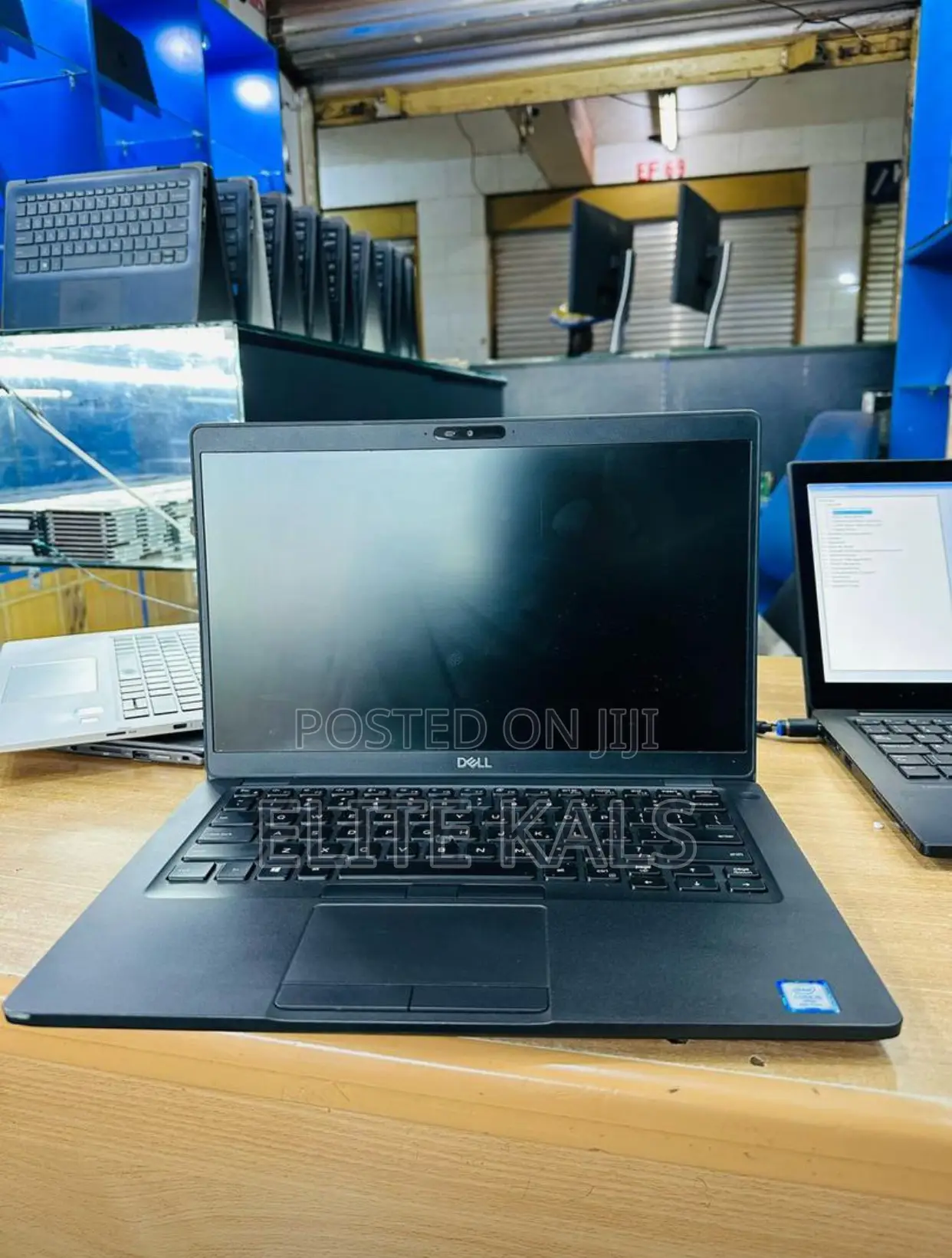 Laptop Dell Latitude 7400 8GB Intel Core I5 SSD 256GB