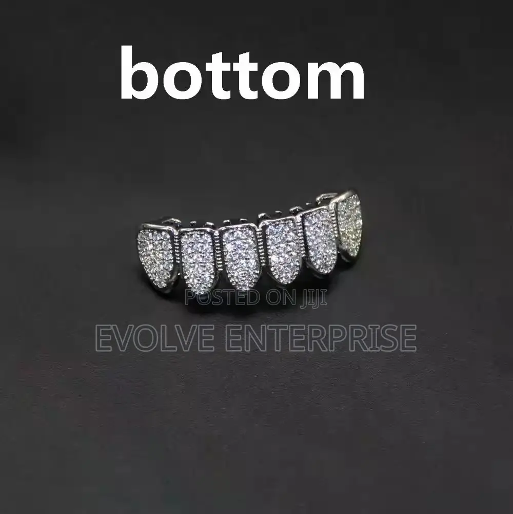 Diamond Iced Out Teeth Grillz Set