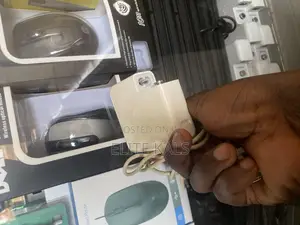 Macbook Adapters Chargers U.S.A and Uk Used