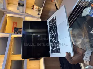 Laptop Apple MacBook 2012 8GB Intel Core I5 HDD 500GB