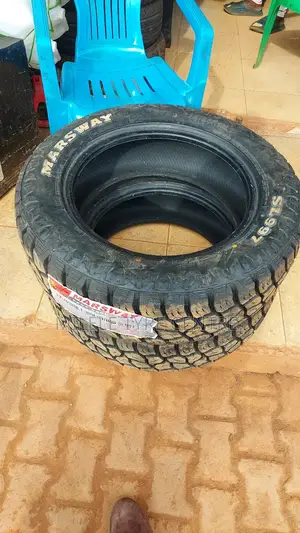 235/65r18lt Tires