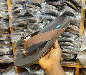 Loft Sandals. Reefs