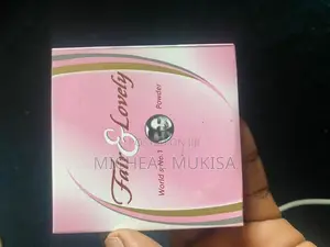 Photo - Fair and Lovely Powder