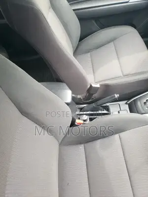 Toyota Corolla Fielder 1.5 Hybrid FWD 2016 Silver