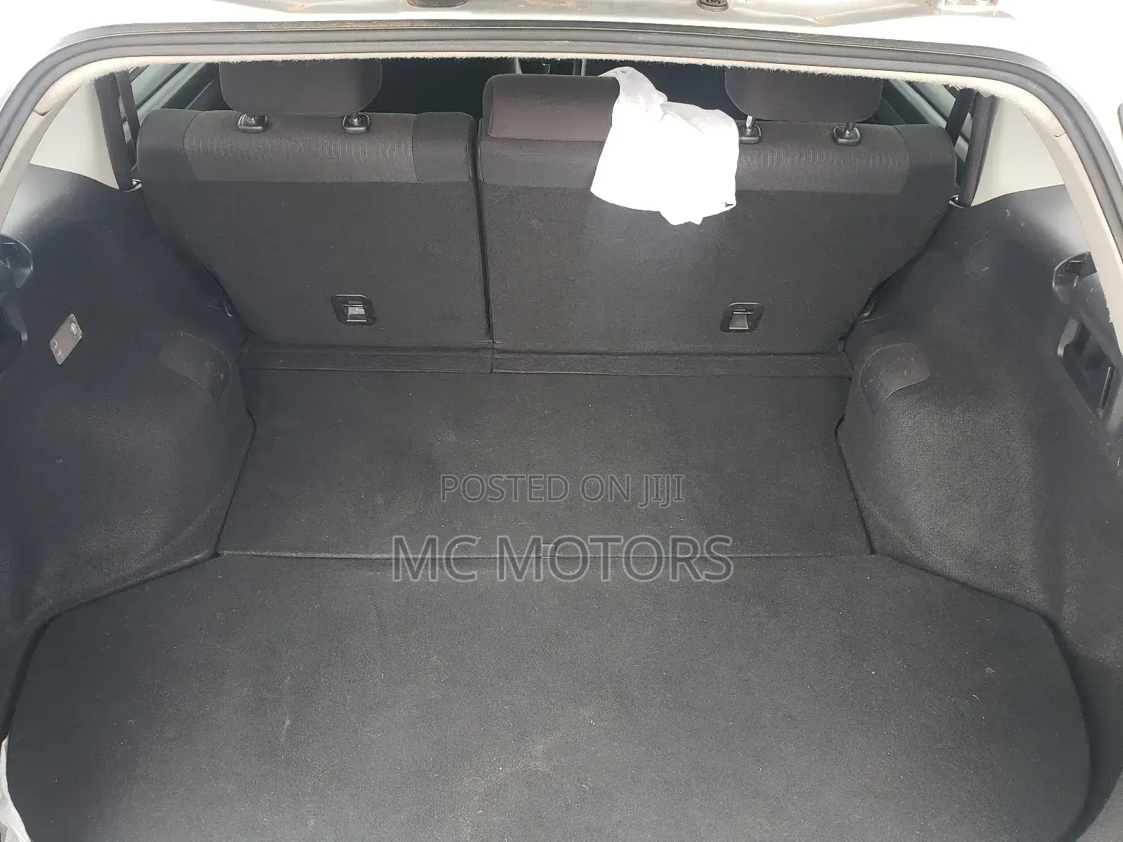 Toyota Corolla Fielder 1.5 Hybrid FWD 2016 Silver