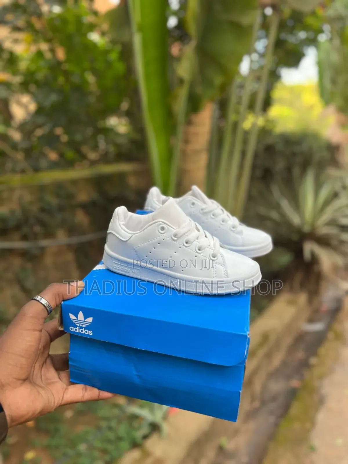 Nice Kids Sneakers