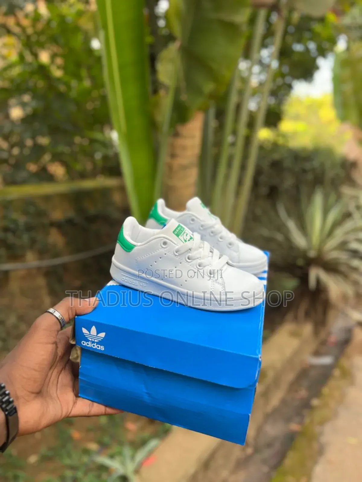Nice Kids Sneakers