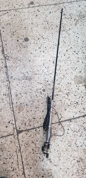 Hillux Revo Mini Antenna