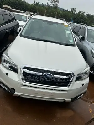 Photo - Subaru Forester 2017 White