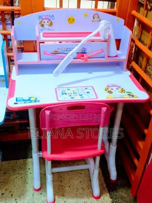 Kid's Reading Table Chair Set