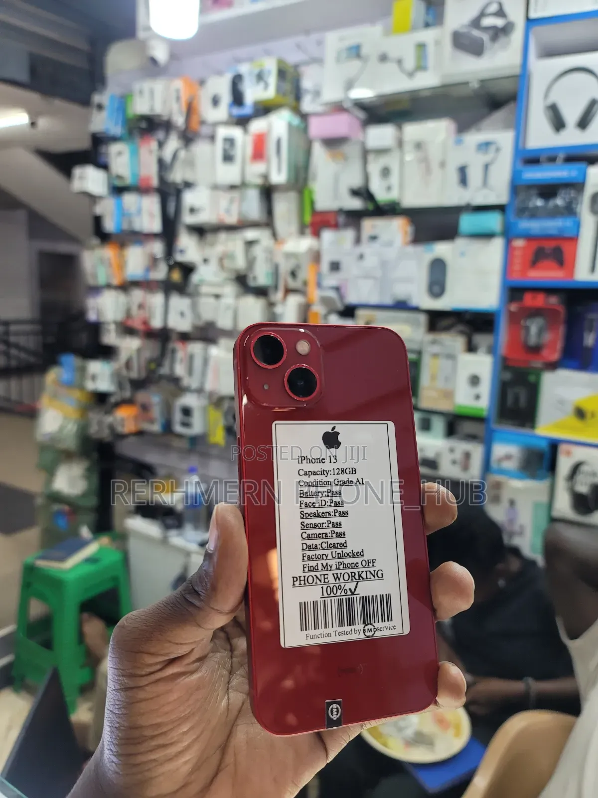 New Apple iPhone 13 128 GB Red