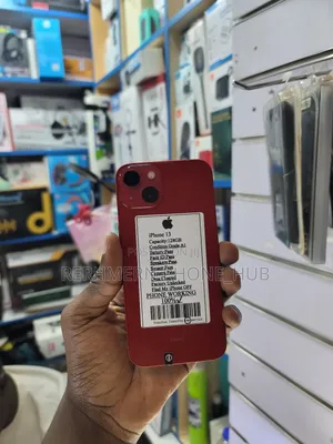 New Apple iPhone 13 128 GB Red