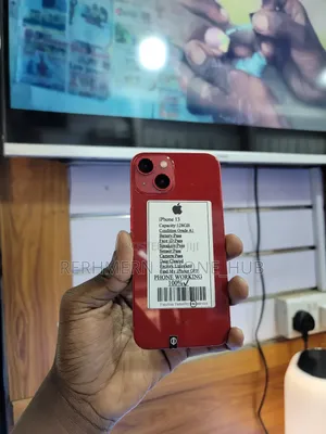 New Apple iPhone 13 128 GB Red