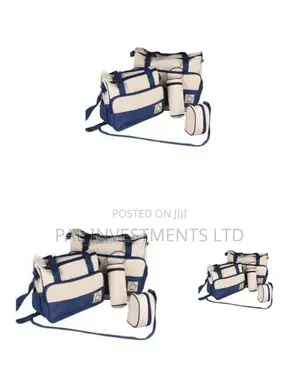 Photo - Baby Packing Diaper Bag