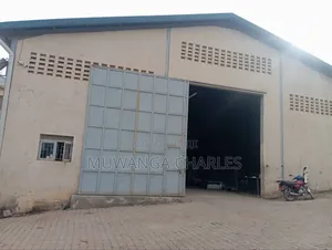 Werehouse for Sale Mbuya