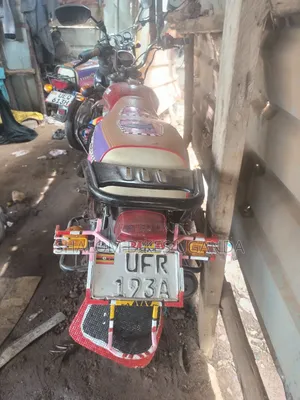 TVS HLX 125 2023 Red
