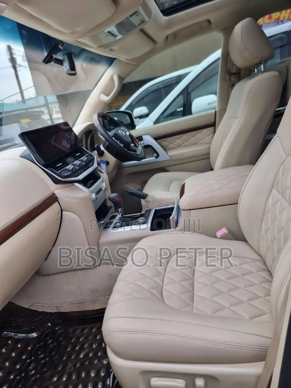 Toyota Land Cruiser 2012 White