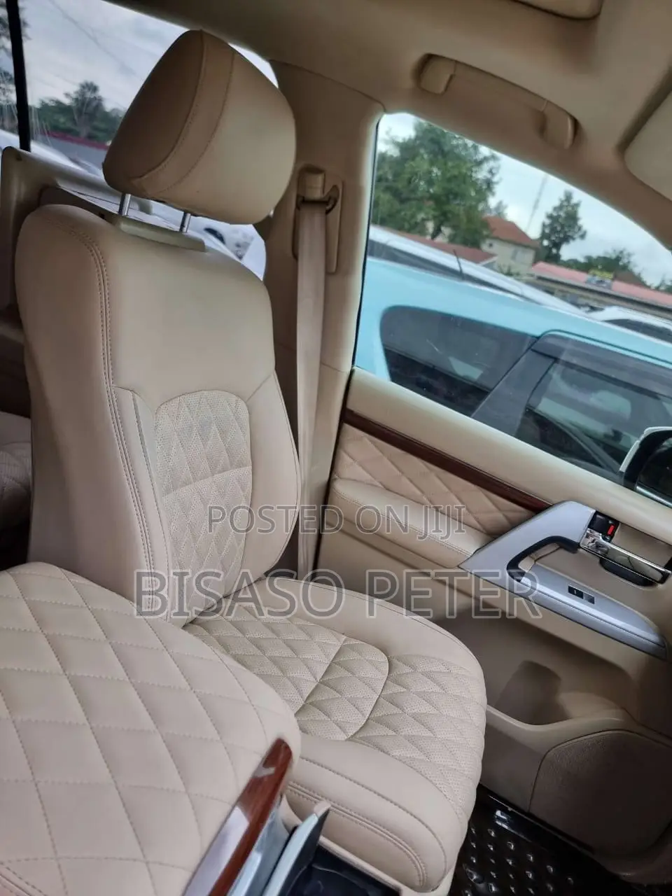 Toyota Land Cruiser 2012 White