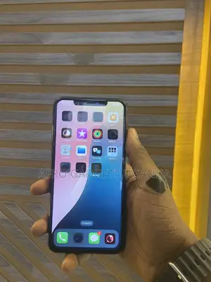 Photo - Apple iPhone 11 Pro Max 64 GB Black