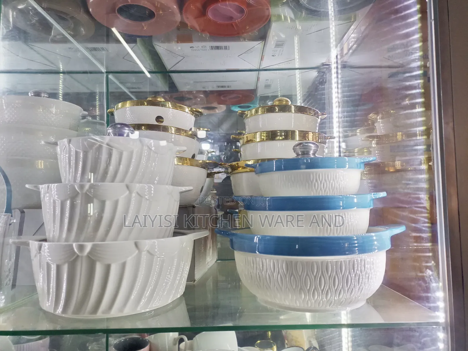 1set of 3 Pieces Ceramic Serving Dishes W Transparent Cover