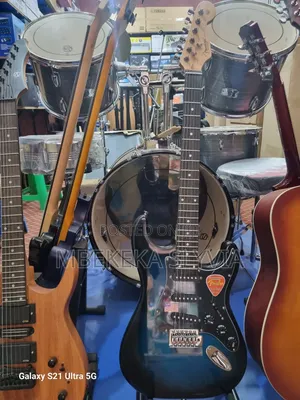 Electric Solo Guitar Classic Vibe '70s Stratocaster Fender