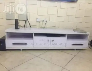Parallel Tv Stand