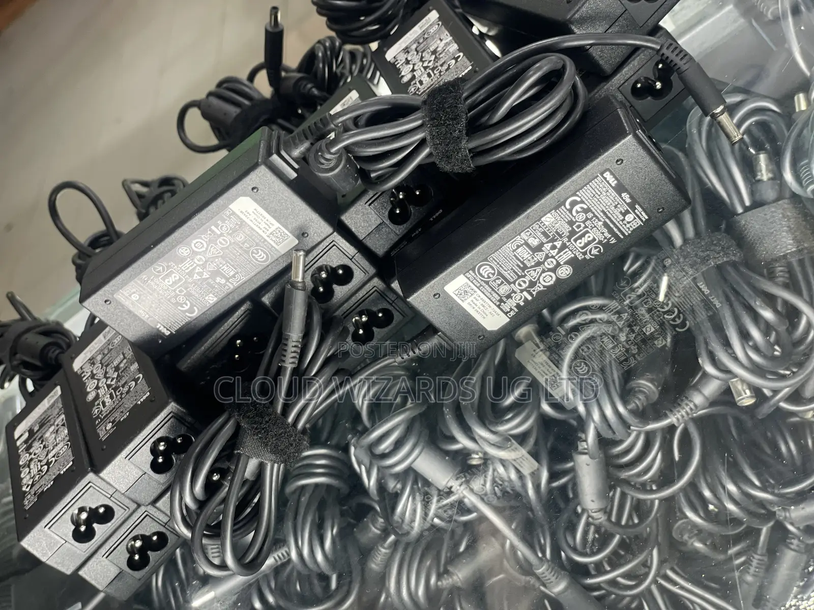 Original Dell Small Pin Charger