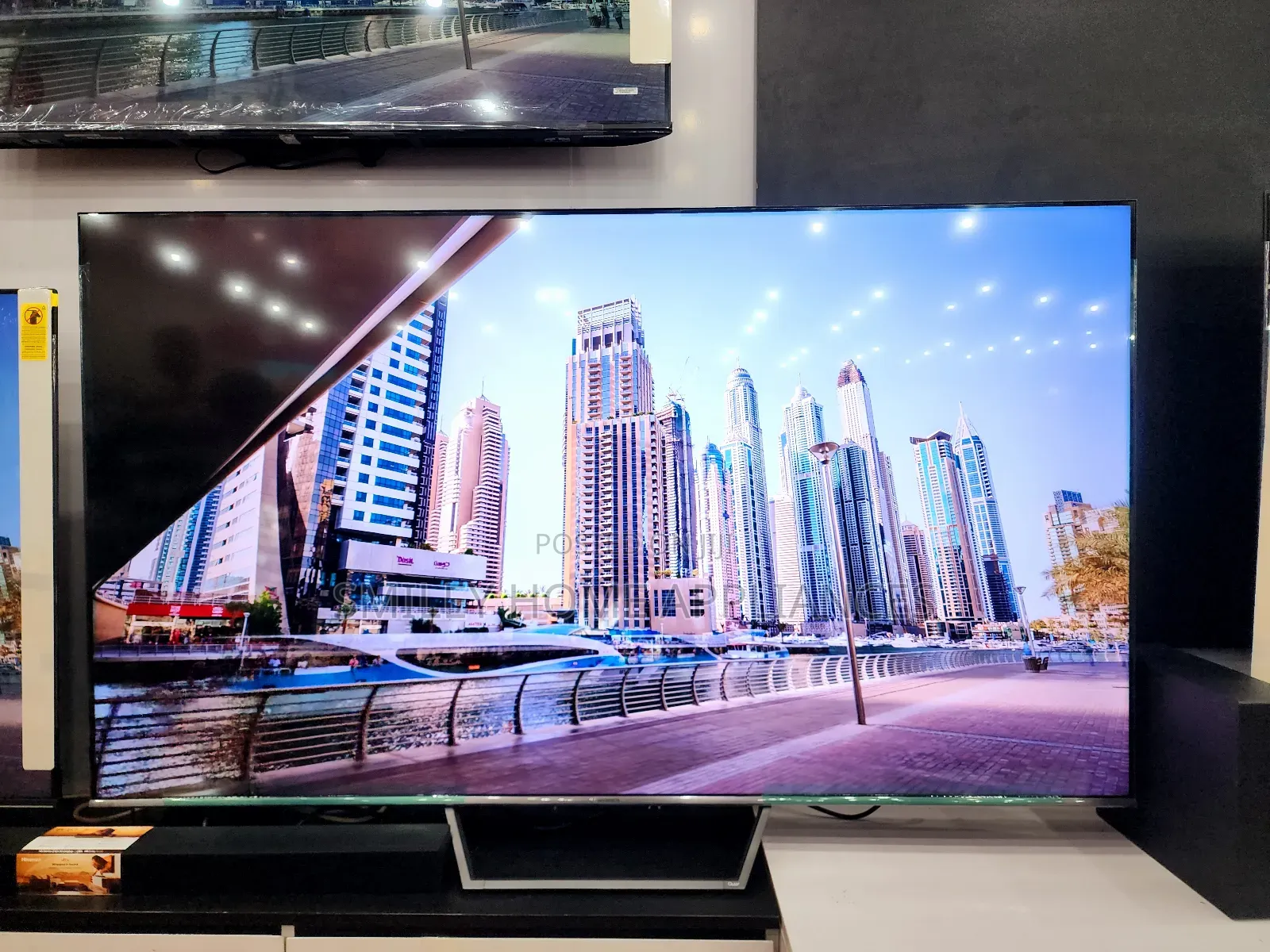 Hisense 75inches Qled4k Q6series Quantum Dot Display Tv