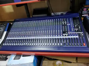 32 Channel Yamaha Amp Mixer for Proffesional Use.