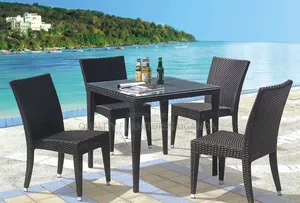Premium Outdoor Rattan Dinning Table