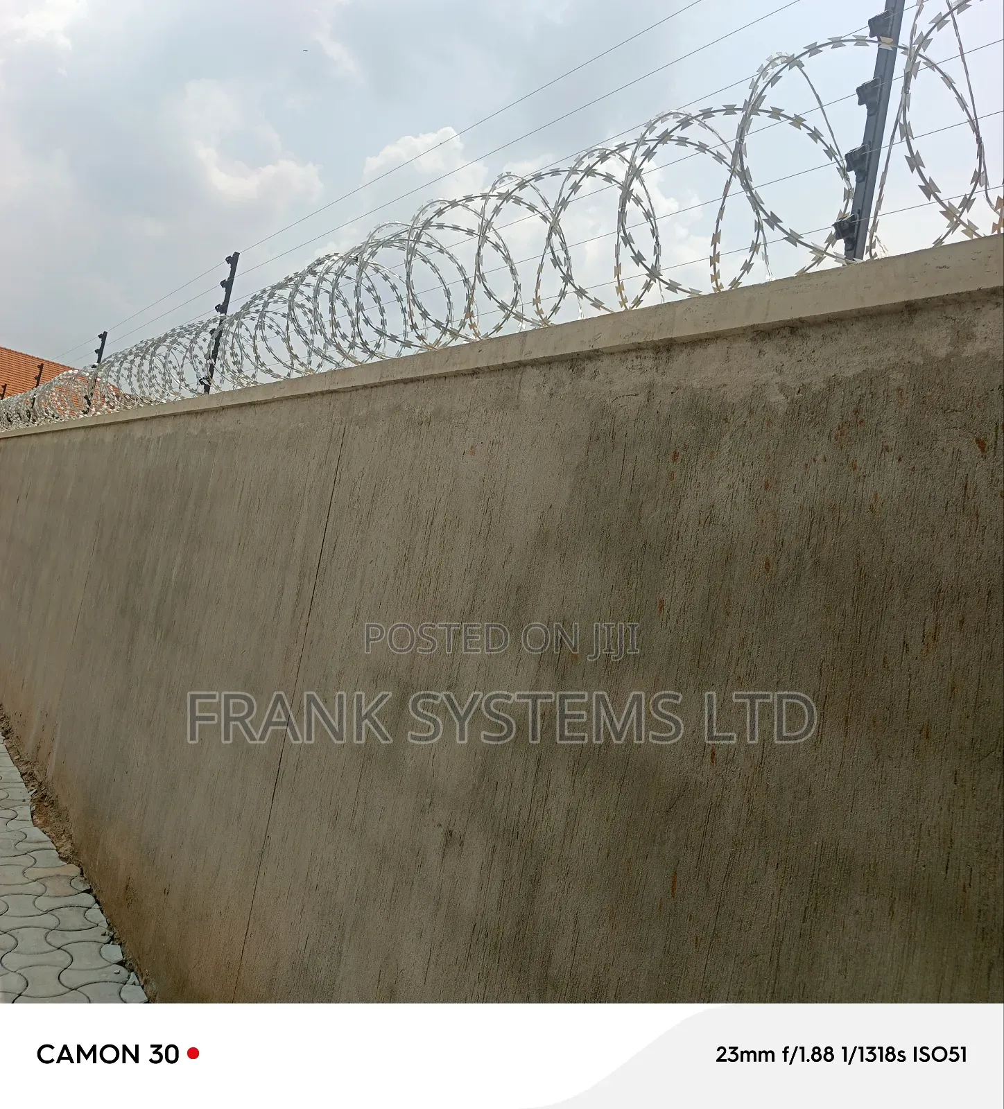 Electric Fence Combined With Razor Wire