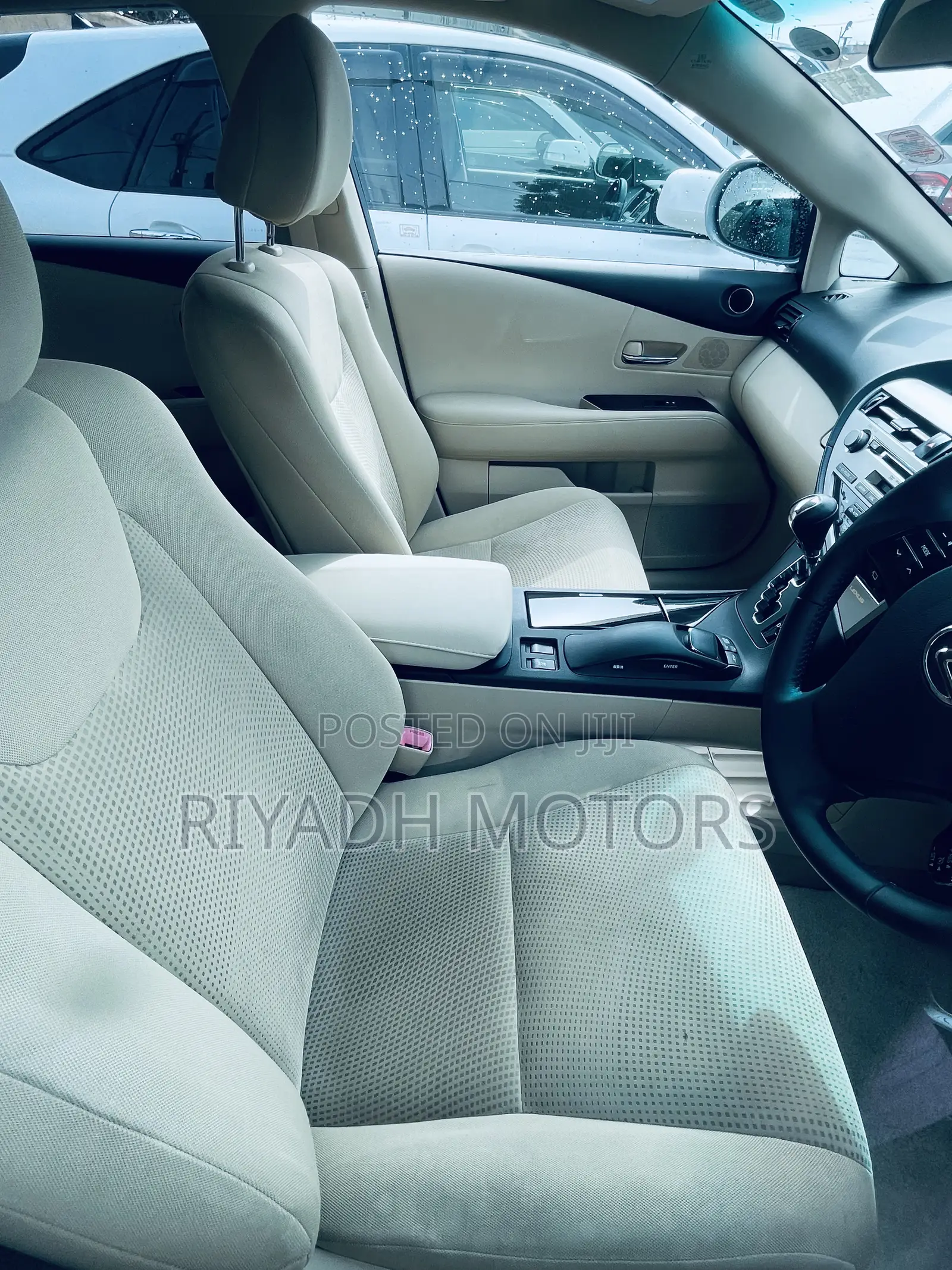 Lexus RX270 2012 Silver